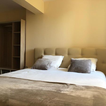 Le Nid Du Franc Bed and Breakfast Avranches Buitenkant foto