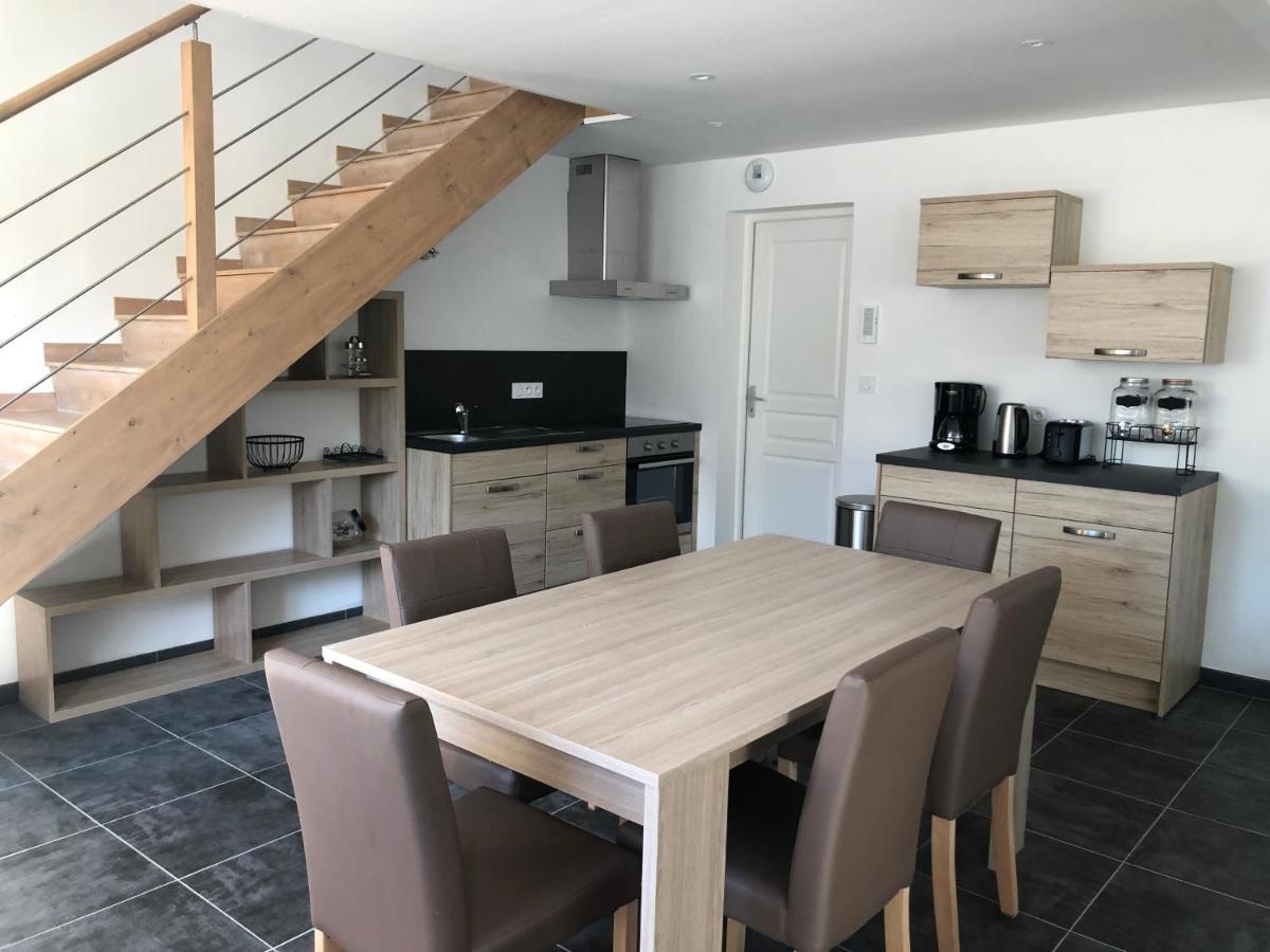 Le Nid Du Franc Bed and Breakfast Avranches Buitenkant foto